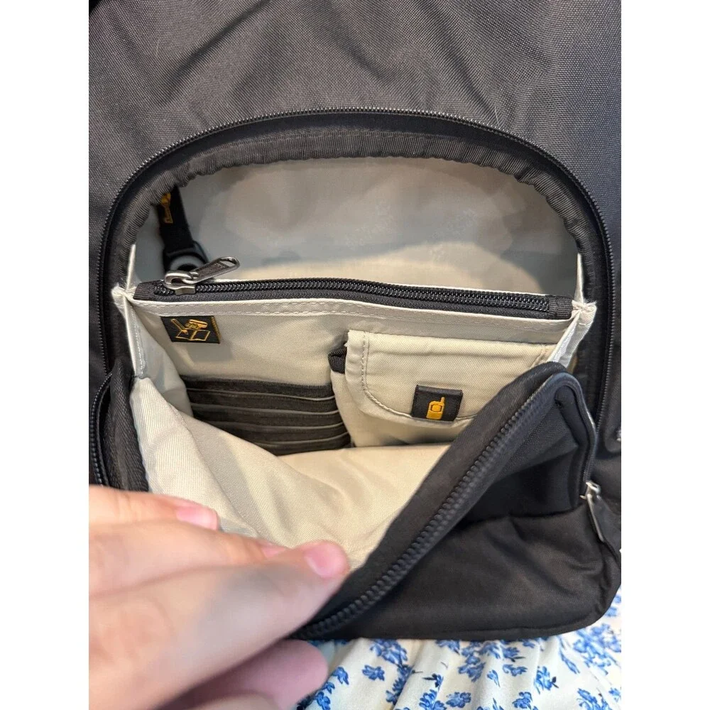 Jack Wolfskin Commuter Messenger Crossbody Laptop Bag Black Travel Organizer